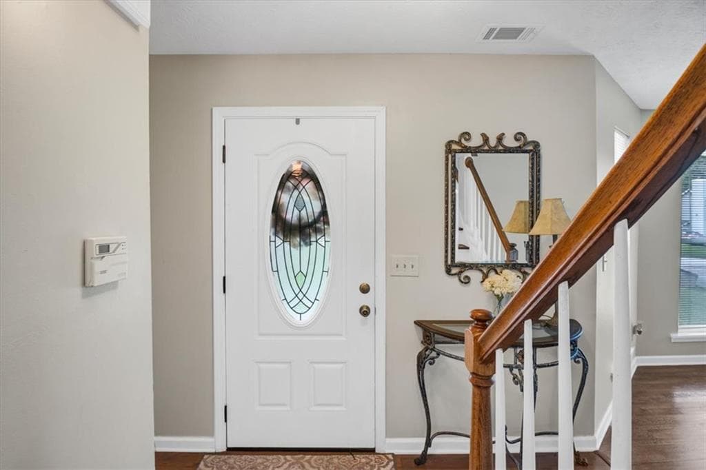 3 bedroom, 3 bathroom, 2,046 sq ft single family residence for sale at 5086 N Woodbridge Trail, Stone Mountain, GA 30088 — photo 4