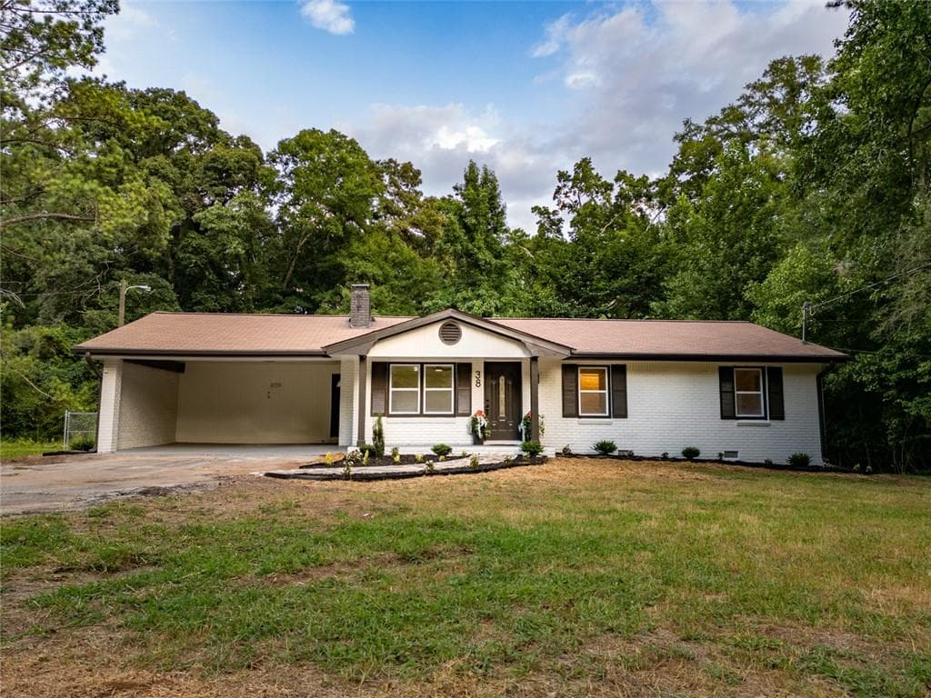 3 bedroom, 2 bathroom, 1,323 sq ft single family residence under contract at 38 Red Oak Drive, Newnan, GA 30263 — photo 2