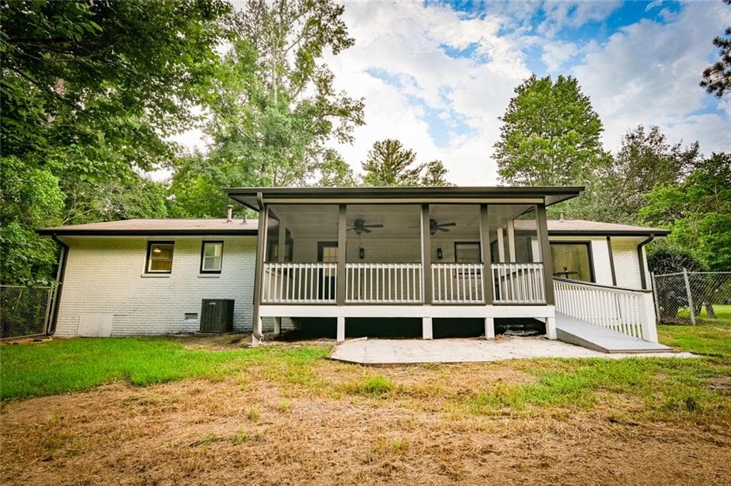 3 bedroom, 2 bathroom, 1,323 sq ft single family residence under contract at 38 Red Oak Drive, Newnan, GA 30263 — photo 10