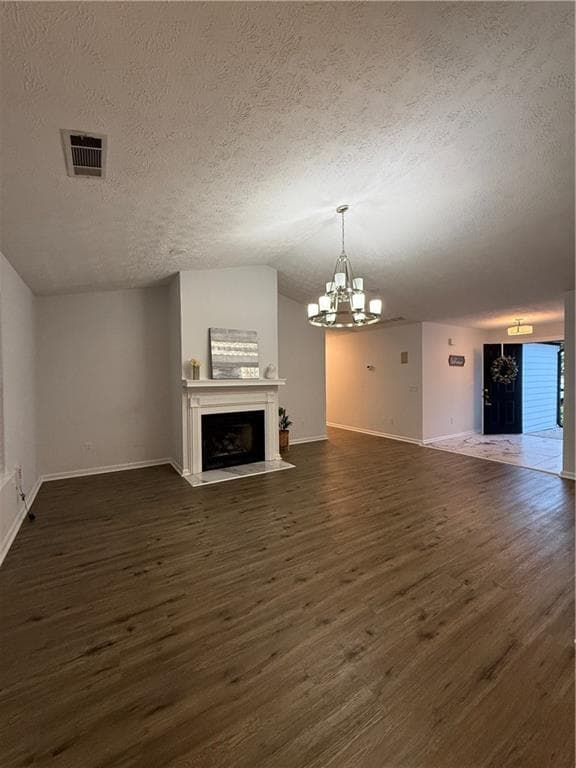 4 bedroom, 2 bathroom, 2,109 sq ft single family residence for rent at 4907 October Way, Acworth, GA 30102 for $2,200 a month — photo 2