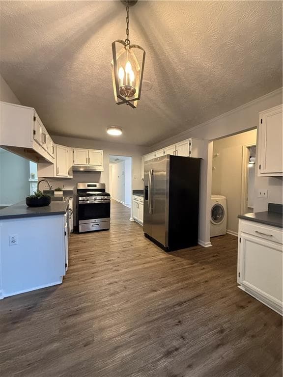 4 bedroom, 2 bathroom, 2,109 sq ft single family residence for rent at 4907 October Way, Acworth, GA 30102 for $2,200 a month — photo 5