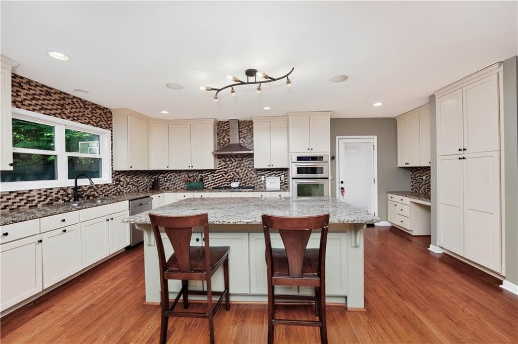 4 bedroom, 3 bathroom, 3,188 sq ft single family residence for sale at 2193 W Ponce De Leon Avenue, Decatur, GA 30030 — photo 7