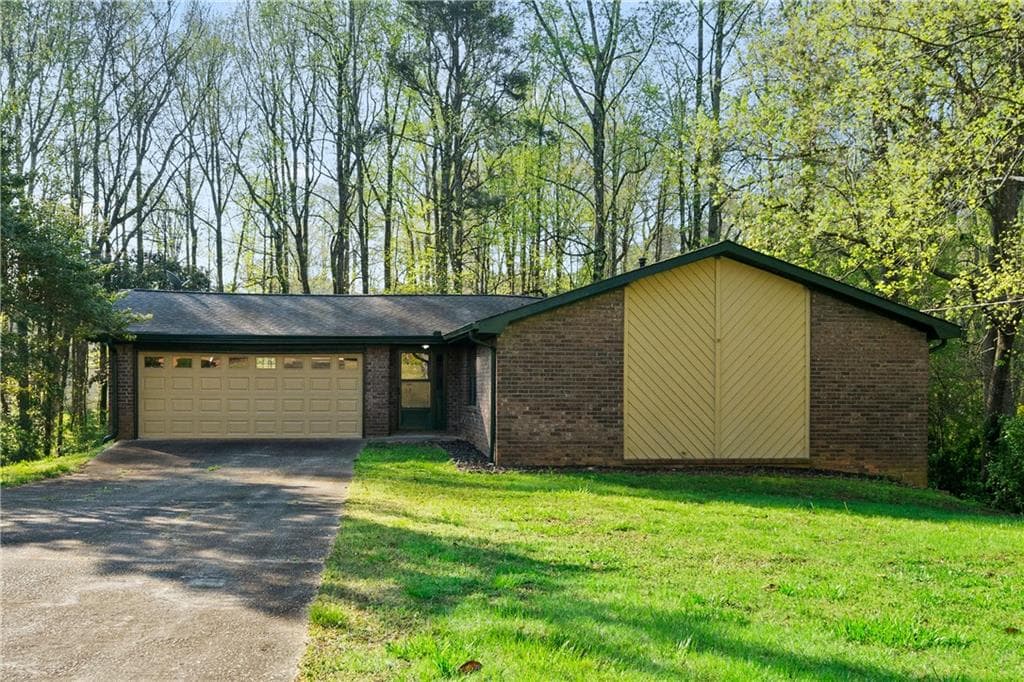 3 bedroom, 2 bathroom, 1,422 sq ft single family residence for rent at 1131 Lafayette Drive, Mableton, GA 30126 for $1,750 a month — photo 2