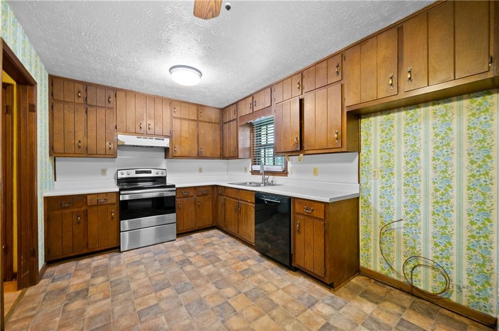 3 bedroom, 2 bathroom, 1,422 sq ft single family residence for rent at 1131 Lafayette Drive, Mableton, GA 30126 for $1,750 a month — photo 4