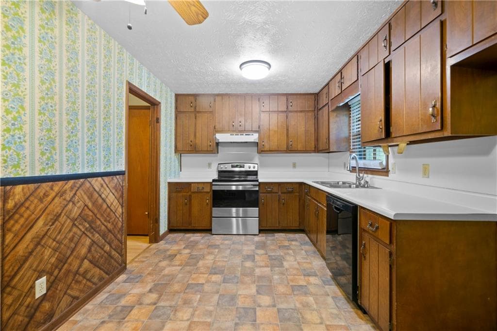 3 bedroom, 2 bathroom, 1,422 sq ft single family residence for rent at 1131 Lafayette Drive, Mableton, GA 30126 for $1,750 a month — photo 5