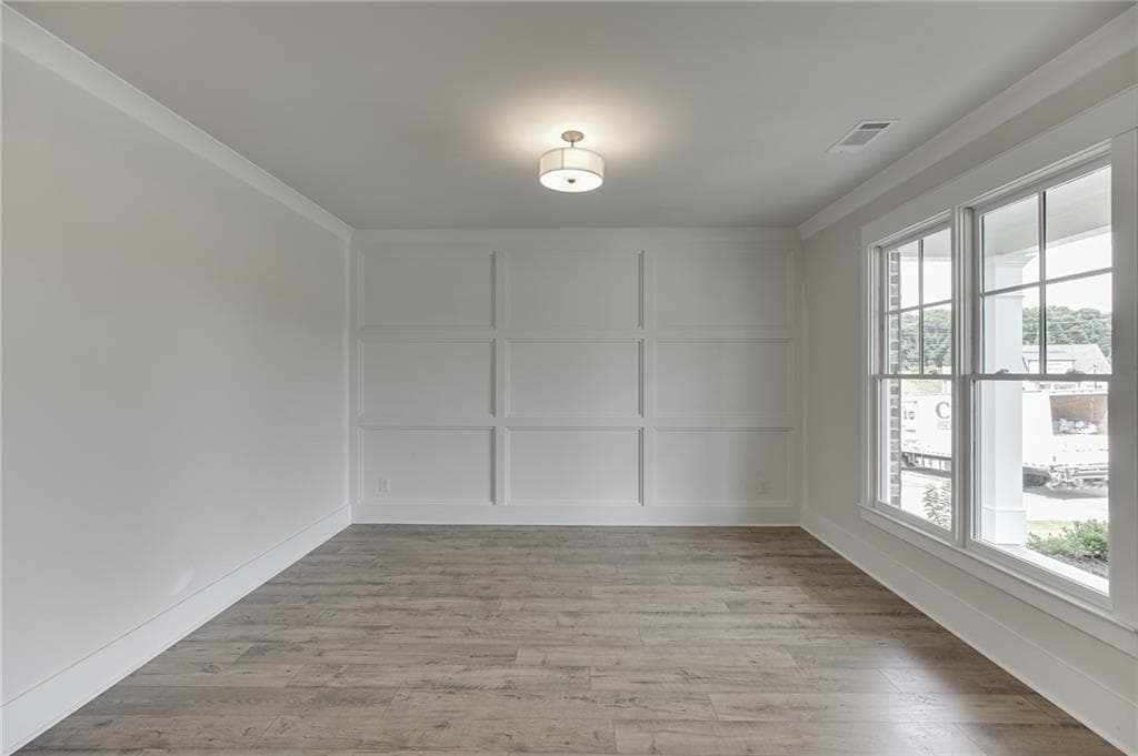 4 bedroom, 5 bathroom, 3,099 sq ft single family residence for sale at 1823 Piney Bend Drive, Buford, GA 30518 — photo 5