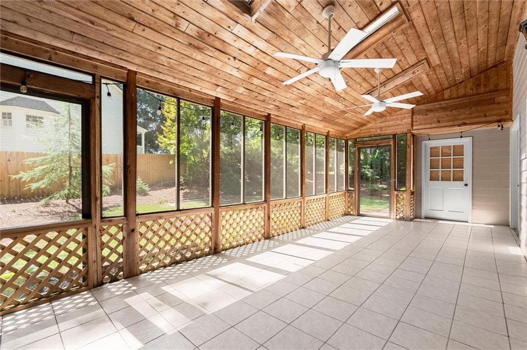 4 bedroom, 3 bathroom, 2,266 sq ft single family residence under contract at 3650 Stonehenge Way, Marietta, GA 30066 — photo 6