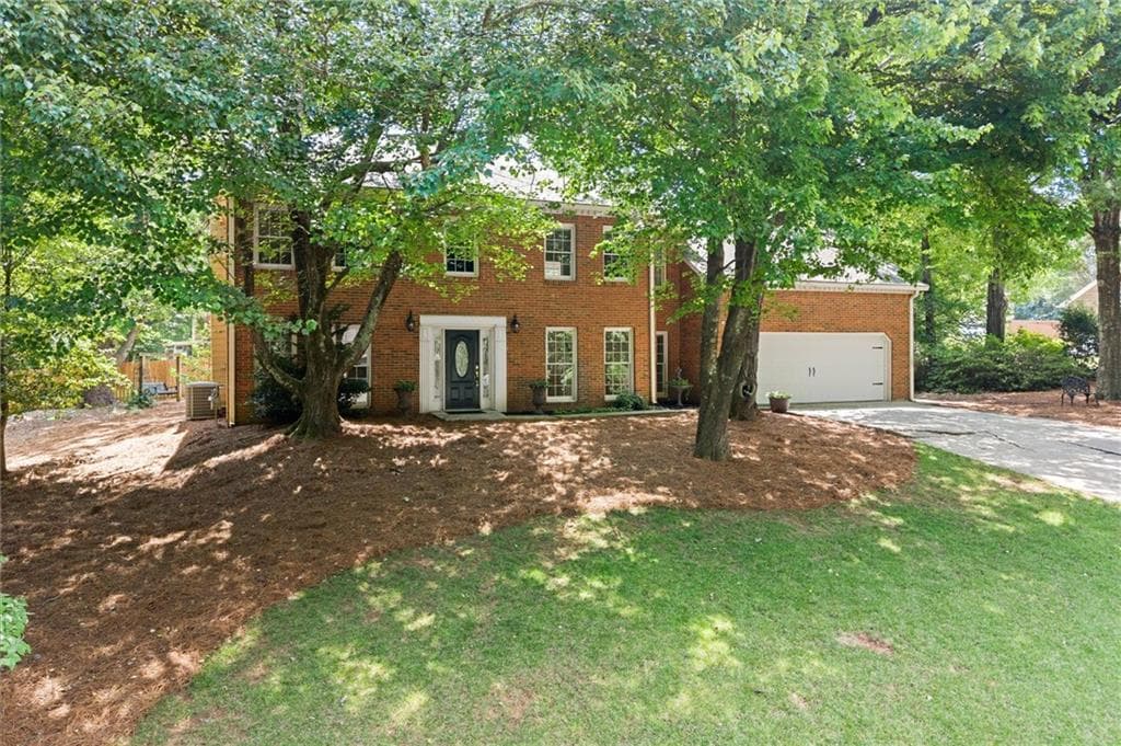 4 bedroom, 3 bathroom, 2,266 sq ft single family residence under contract at 3650 Stonehenge Way, Marietta, GA 30066 — photo 8