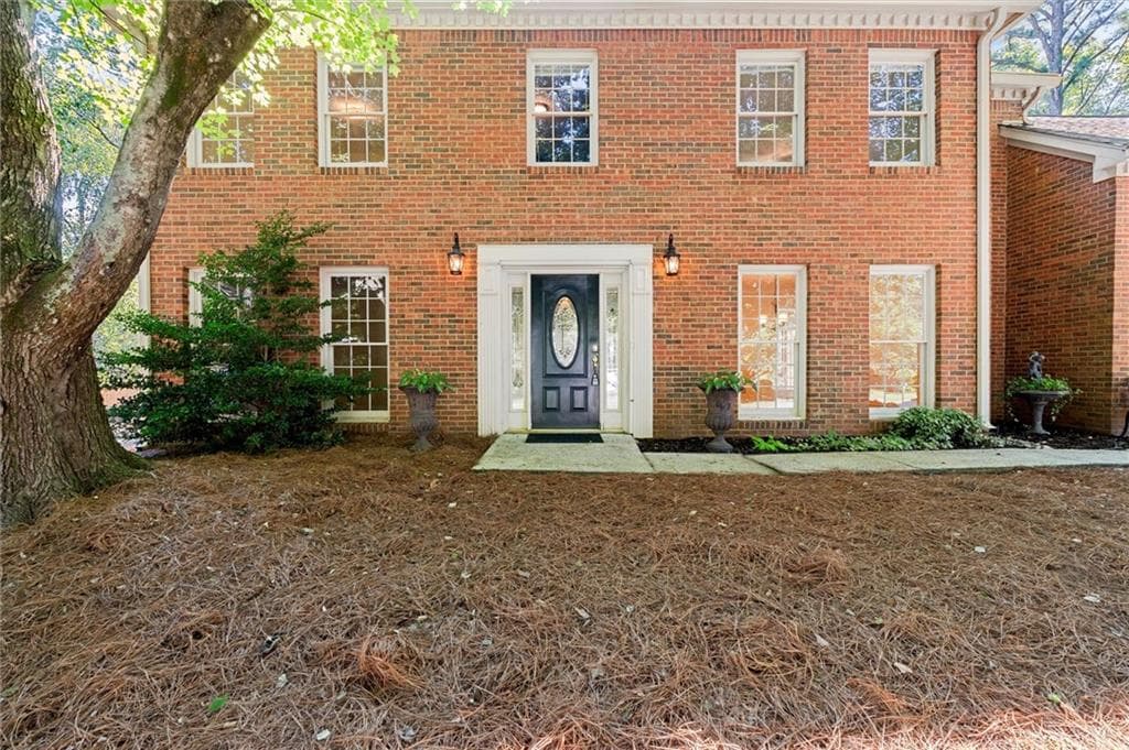 4 bedroom, 3 bathroom, 2,266 sq ft single family residence under contract at 3650 Stonehenge Way, Marietta, GA 30066 — photo 9