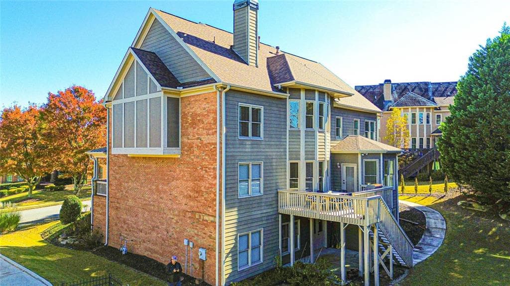 5 bedroom, 4 bathroom, 4,057 sq ft single family residence for sale at 3094 Walkers Falls Way, Buford, GA 30519 — photo 5