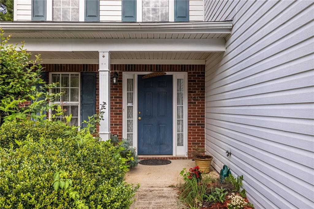 3 bedroom, 3 bathroom, 2,249 sq ft single family residence for sale at 127 Resthaven Drive, Lawrenceville, GA 30044 — photo 3