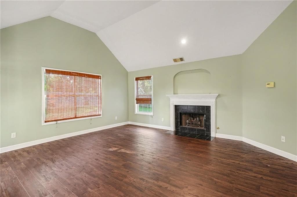 4 bedroom, 3 bathroom, 2,387 sq ft single family residence under contract at 377 Victoria Lane, Stockbridge, GA 30281 — photo 7