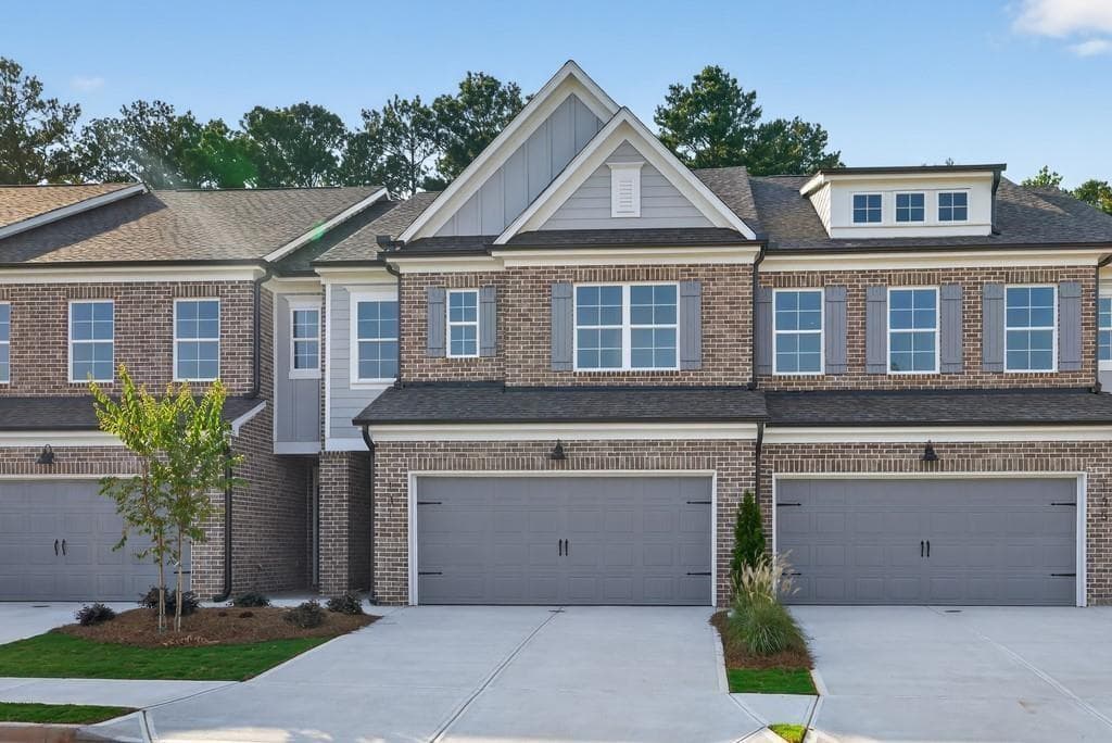 3 bedroom, 3 bathroom, 1,814 sq ft townhouse for sale at 145 Windsor Park Court, Jefferson, GA 30549 — photo 2