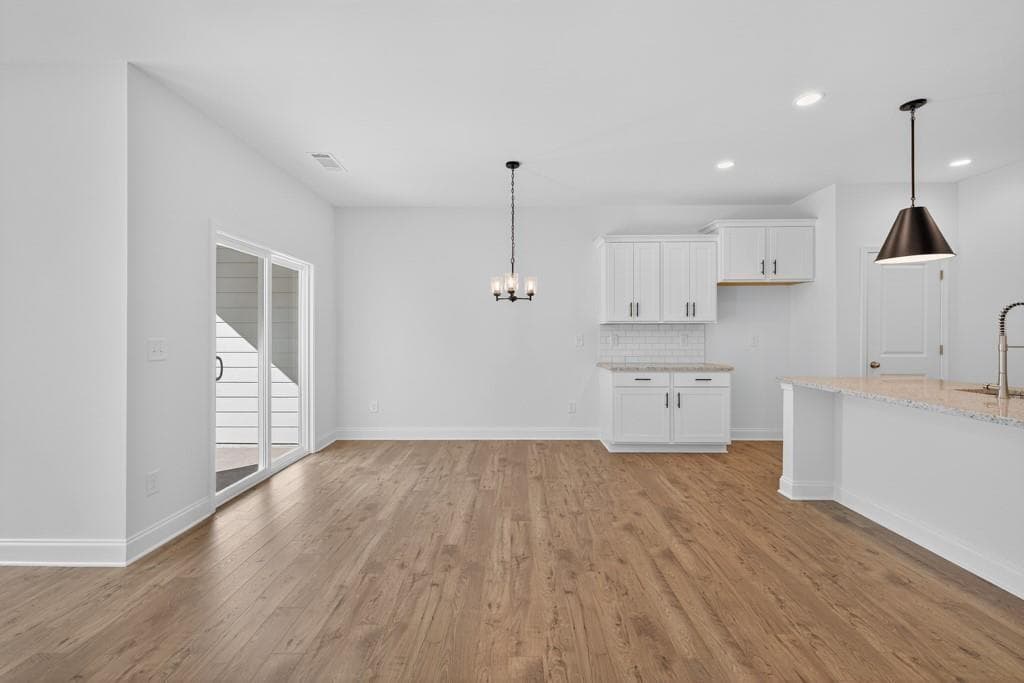 3 bedroom, 3 bathroom, 1,814 sq ft townhouse for sale at 145 Windsor Park Court, Jefferson, GA 30549 — photo 10