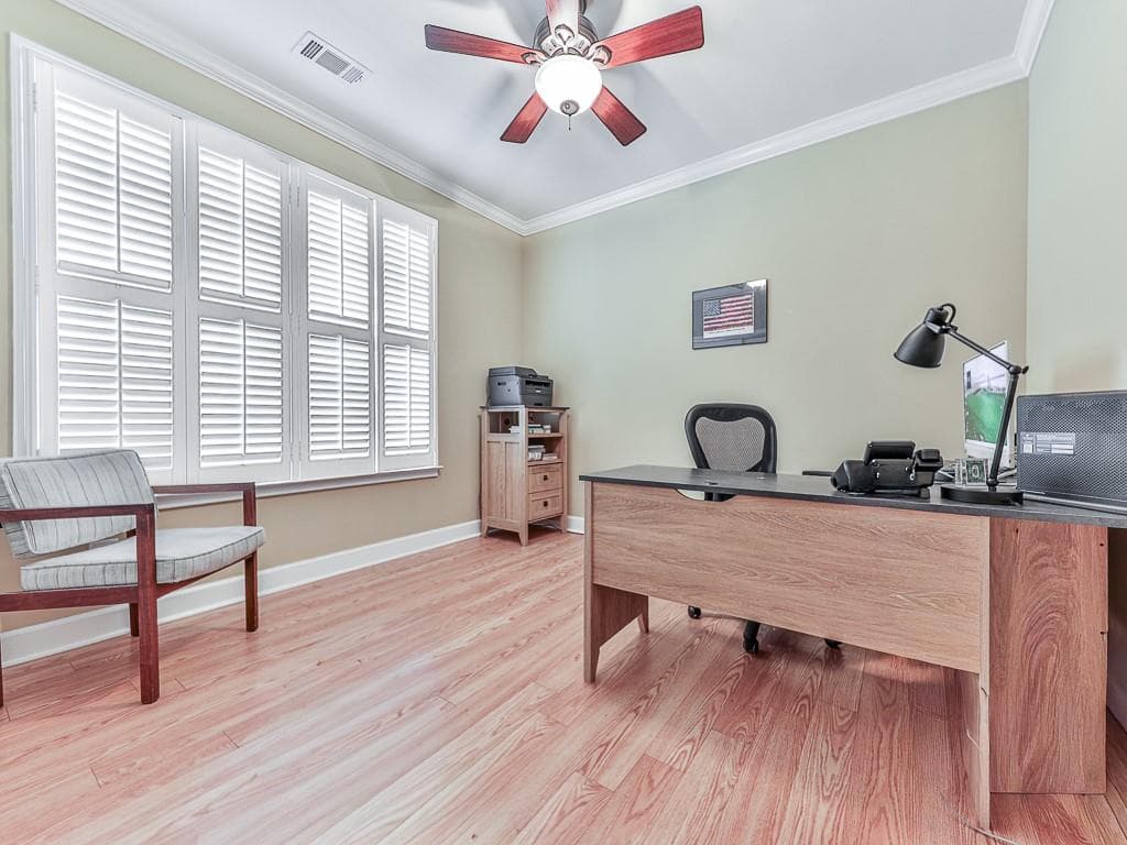 4 bedroom, 3 bathroom, 2,616 sq ft single family residence under contract at 234 Balsam Drive, Canton, GA 30114 — photo 5