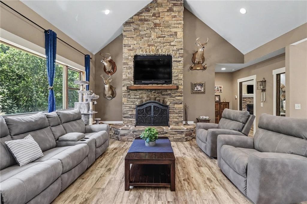 4 bedroom, 3 bathroom, 3,935 sq ft single family residence for sale at 1050 Ricky West Road, Cleveland, GA 30528 — photo 9
