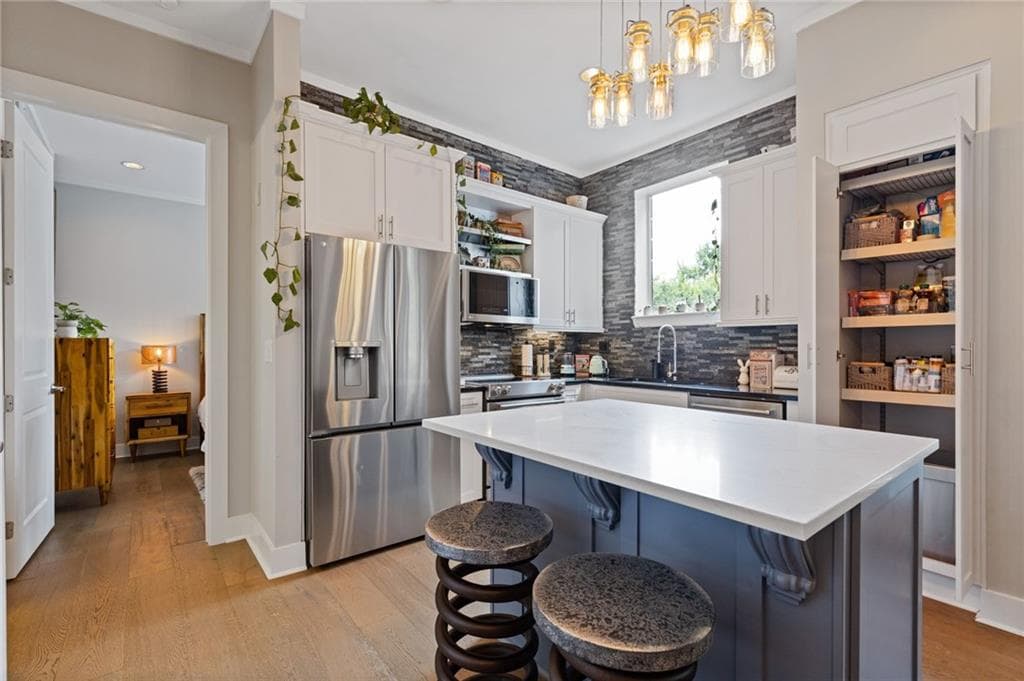 1 bedroom, 1 bathroom, 818 sq ft condominium for sale at 747 Ralph Mcgill Boulevard 102, Atlanta, GA 30312 — photo 5