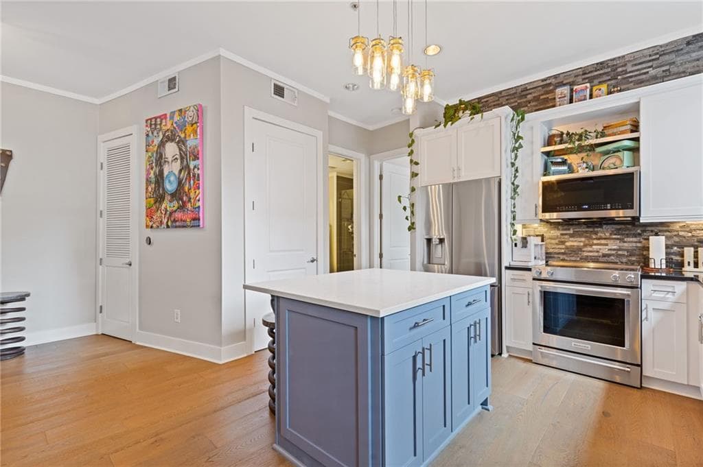 1 bedroom, 1 bathroom, 818 sq ft condominium for sale at 747 Ralph Mcgill Boulevard 102, Atlanta, GA 30312 — photo 6