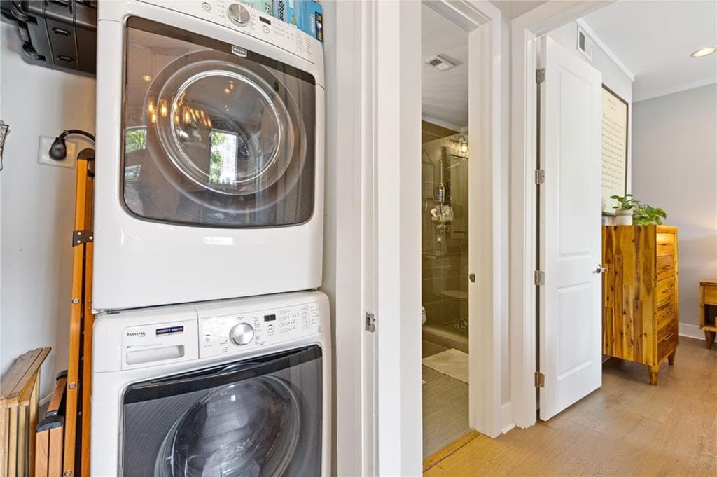 1 bedroom, 1 bathroom, 818 sq ft condominium for sale at 747 Ralph Mcgill Boulevard 102, Atlanta, GA 30312 — photo 8