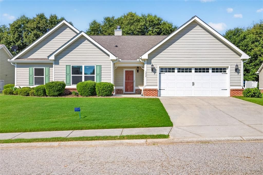4 bedroom, 2 bathroom, 2,106 sq ft single family residence for sale at 1239 Oak Springs Way, Statham, GA 30666 — photo 3