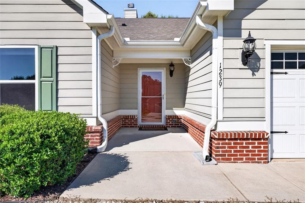 4 bedroom, 2 bathroom, 2,106 sq ft single family residence for sale at 1239 Oak Springs Way, Statham, GA 30666 — photo 5