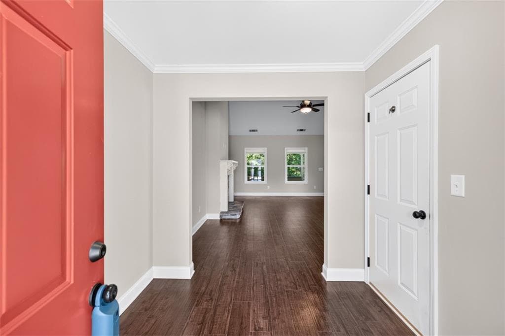 4 bedroom, 2 bathroom, 2,106 sq ft single family residence for sale at 1239 Oak Springs Way, Statham, GA 30666 — photo 6