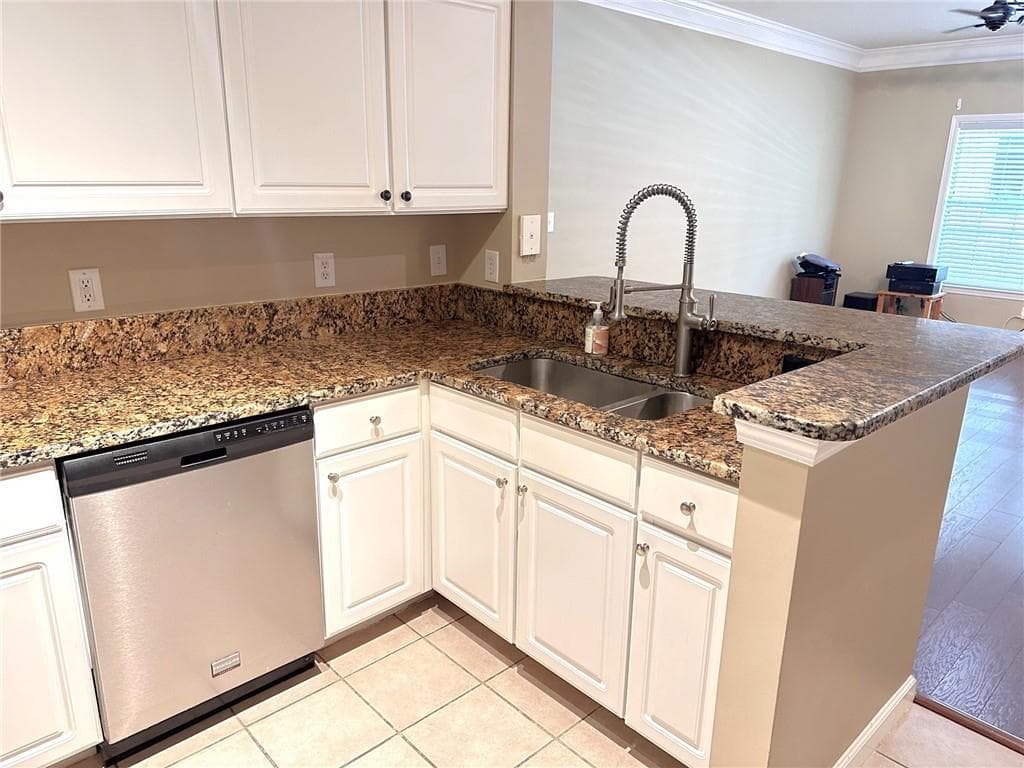 2 bedroom, 2 bathroom, 1,196 sq ft condominium for rent at 4105 Westchester Ridge 4105, Atlanta, GA 30329 for $2,000 a month — photo 8