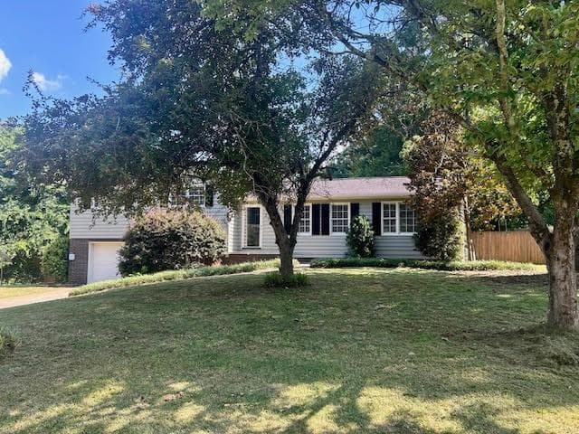 3 bedroom, 2 bathroom, 1,548 sq ft single family residence sold at 308 River Bluff Drive, Woodstock, GA 30188