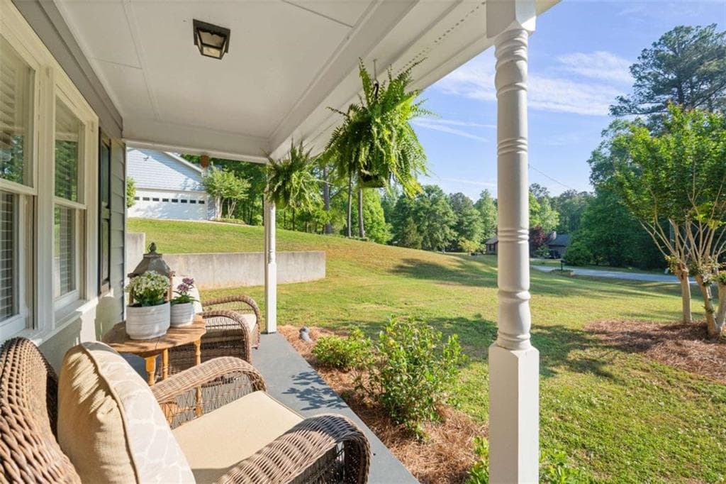 4 bedroom, 3 bathroom, 1,912 sq ft single family residence under contract at 2777 Chickadee Drive, Monroe, GA 30655 — photo 10