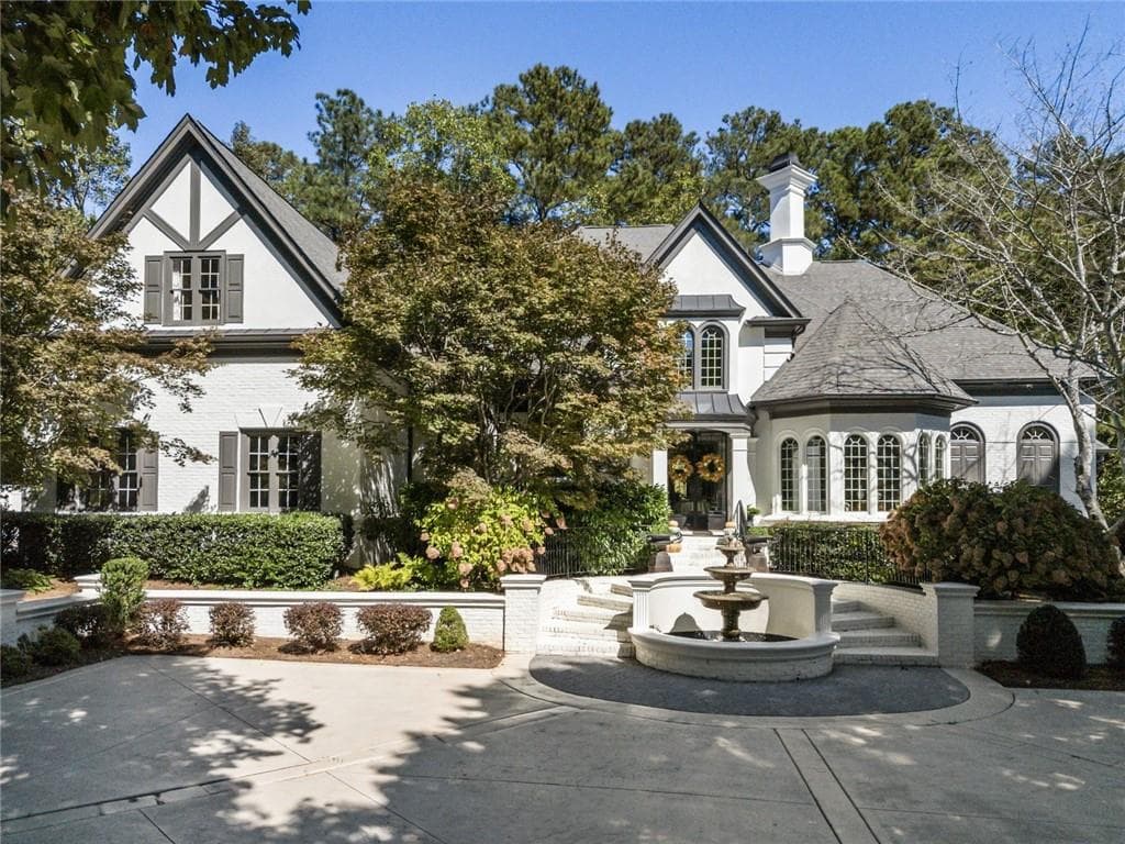 5 bedroom, 7 bathroom, 9,300 sq ft single family residence for sale at 80 Club Court, Alpharetta, GA 30005