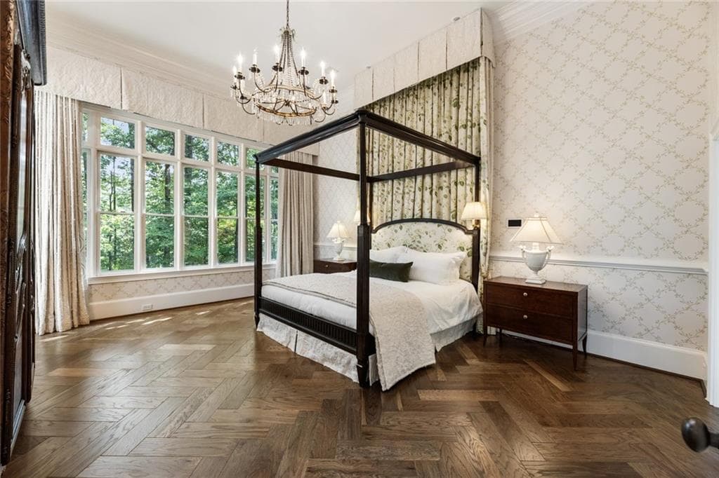 5 bedroom, 7 bathroom, 9,300 sq ft single family residence for sale at 80 Club Court, Alpharetta, GA 30005 — photo 3