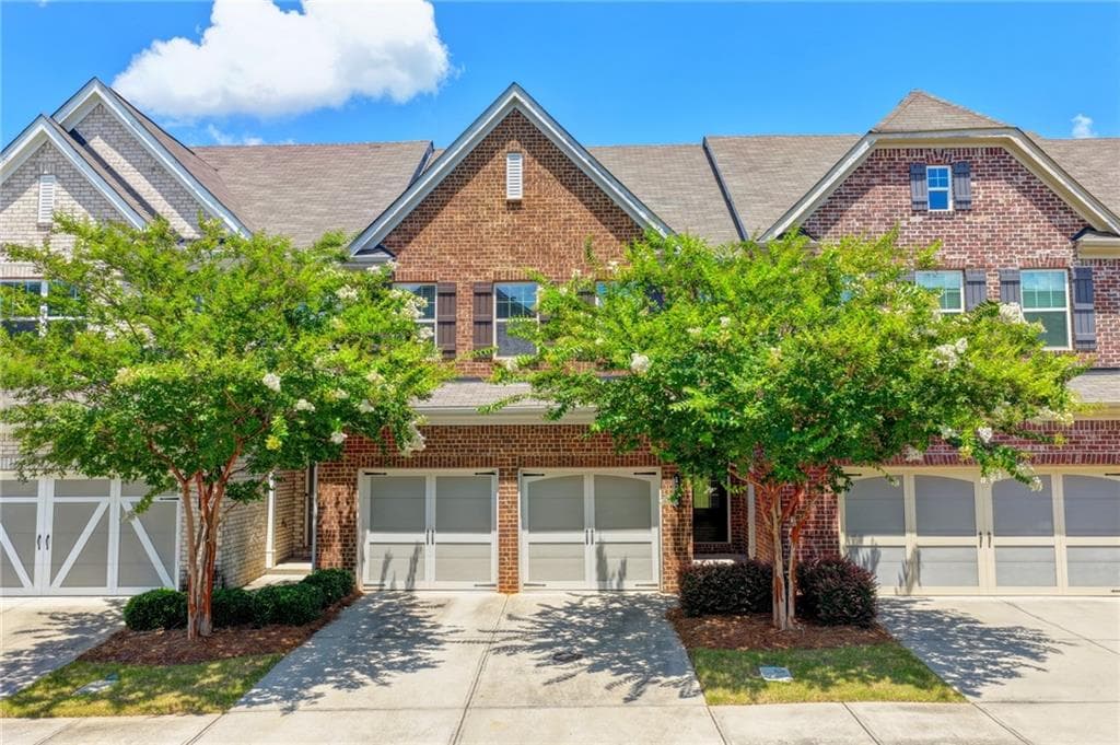 4 bedroom, 4 bathroom, 2,760 sq ft townhouse for sale at 1246 Foxcroft Lane, Cumming, GA 30041