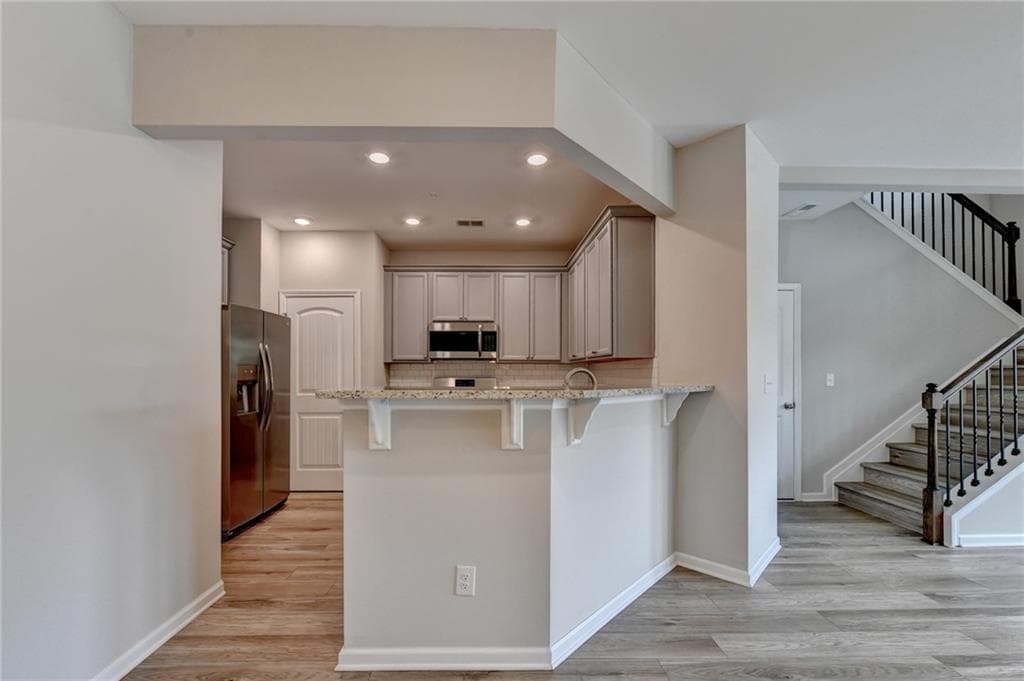 4 bedroom, 4 bathroom, 2,760 sq ft townhouse for sale at 1246 Foxcroft Lane, Cumming, GA 30041 — photo 5