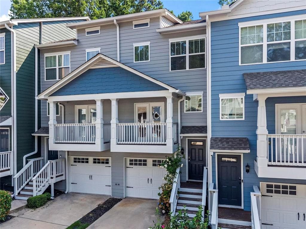 3 bedroom, 4 bathroom, 1,220 sq ft townhouse for sale at 1425 Liberty Parkway, Atlanta, GA 30318 — photo 2