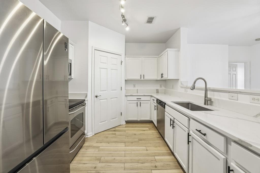2 bedroom, 2 bathroom, 1,209 sq ft condominium for sale at 1965 Nocturne Drive 1308A, Alpharetta, GA 30009 — photo 2