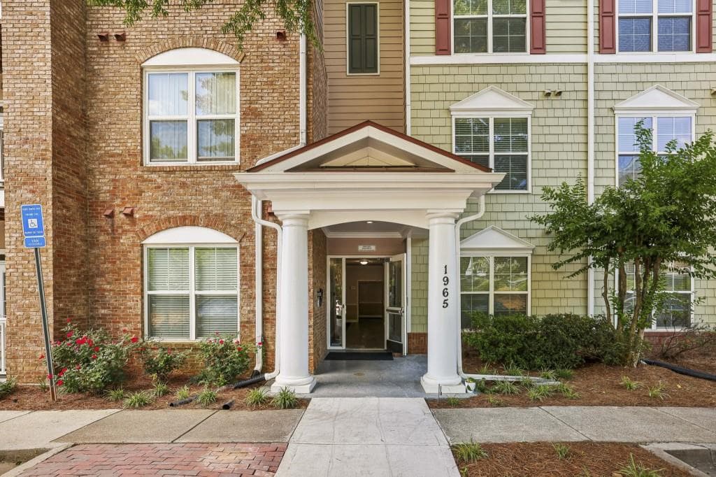 2 bedroom, 2 bathroom, 1,209 sq ft condominium for sale at 1965 Nocturne Drive 1308A, Alpharetta, GA 30009 — photo 10