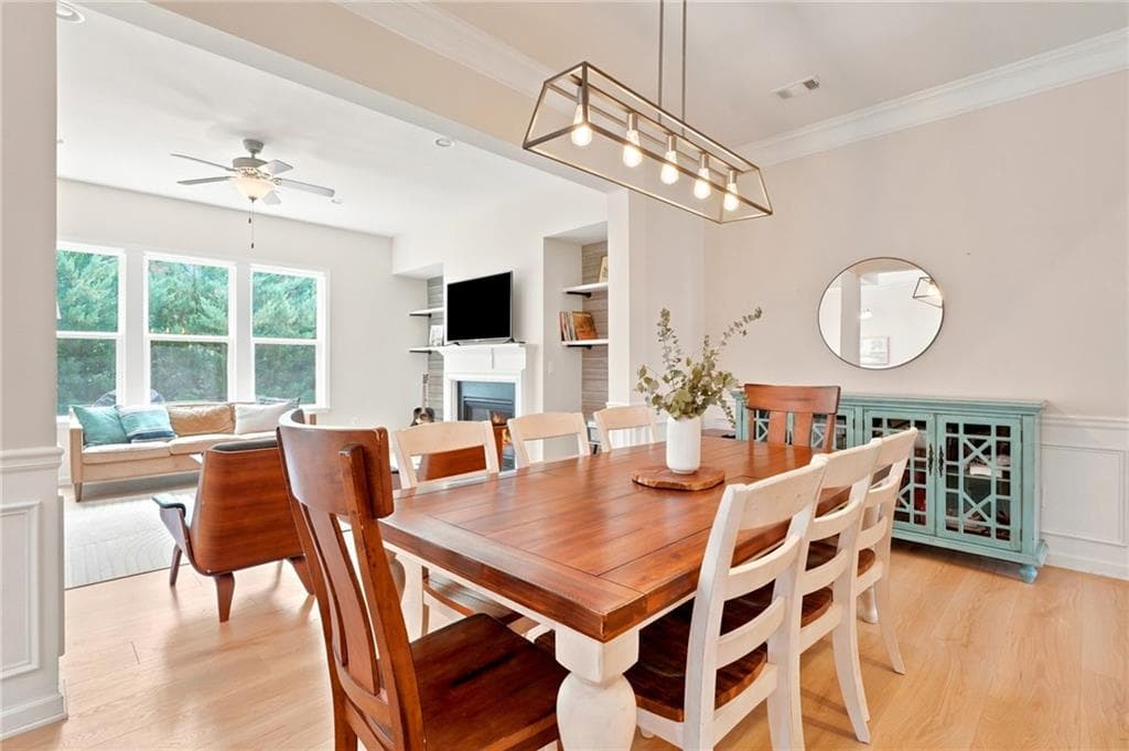 3 bedroom, 3 bathroom, 2,530 sq ft townhouse under contract at 1255 Golden Rock Lane, Marietta, GA 30067 — photo 7