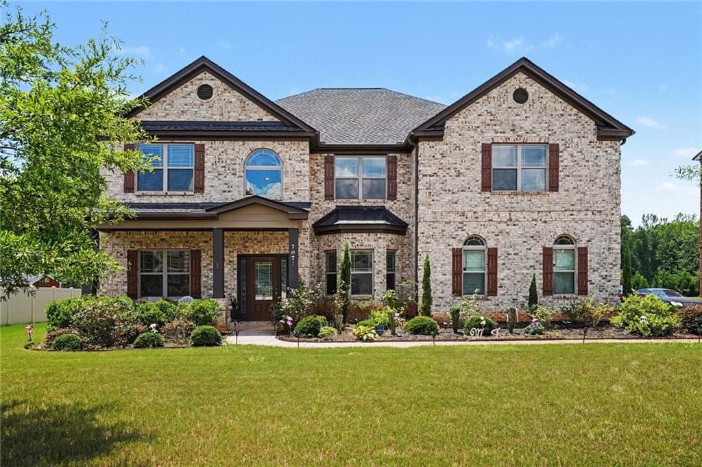 5 bedroom, 4 bathroom, 4,259 sq ft single family residence for sale at 707 Corsica Lane, Stockbridge, GA 30281 — photo 3