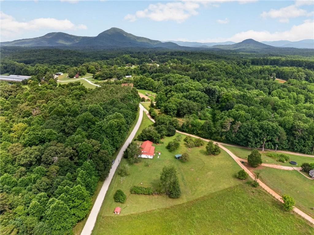 3 bedroom, 3 bathroom, 2,028 sq ft single family residence sold at 247 Amys Ford Trail, Cleveland, GA 30528