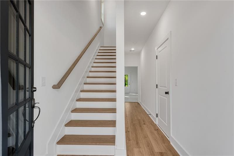 4 bedroom, 4 bathroom, 2,539 sq ft townhouse for sale at 287 Bell Grove Lane, Suwanee, GA 30024 — photo 9