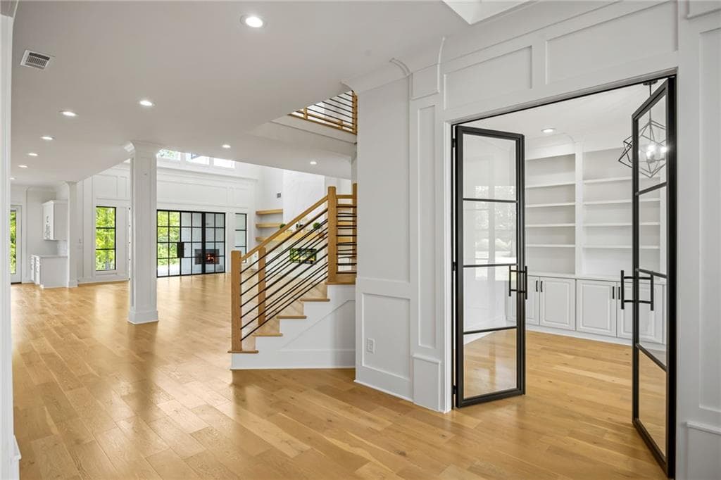 6 bedroom, 6 bathroom, 7,319 sq ft single family residence for sale at 3735 Hamilton Mill Road, Buford, GA 30519 — photo 4