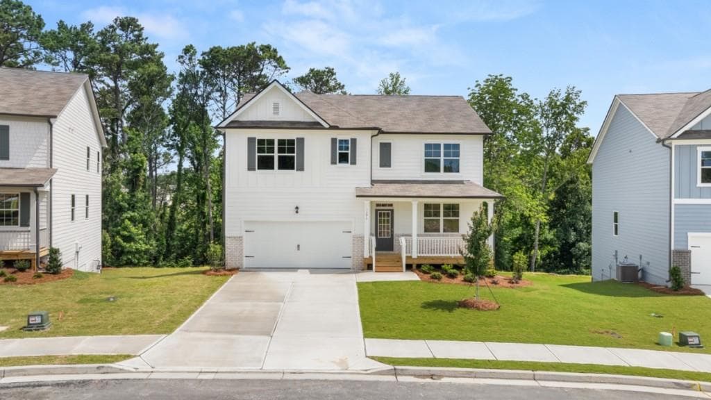 5 bedroom, 3 bathroom, 2,511 sq ft single family residence for sale at 1391 Lincoln Lane, Braselton, GA 30517