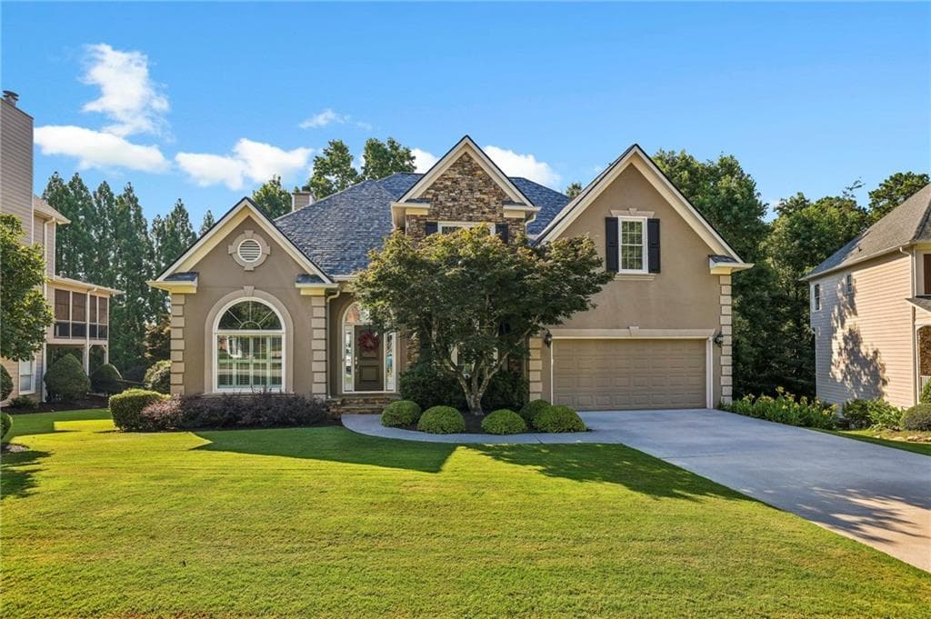 5 bedroom, 4 bathroom, 4,597 sq ft single family residence under contract at 7600 Brookstead Crossing, Johns Creek, GA 30097