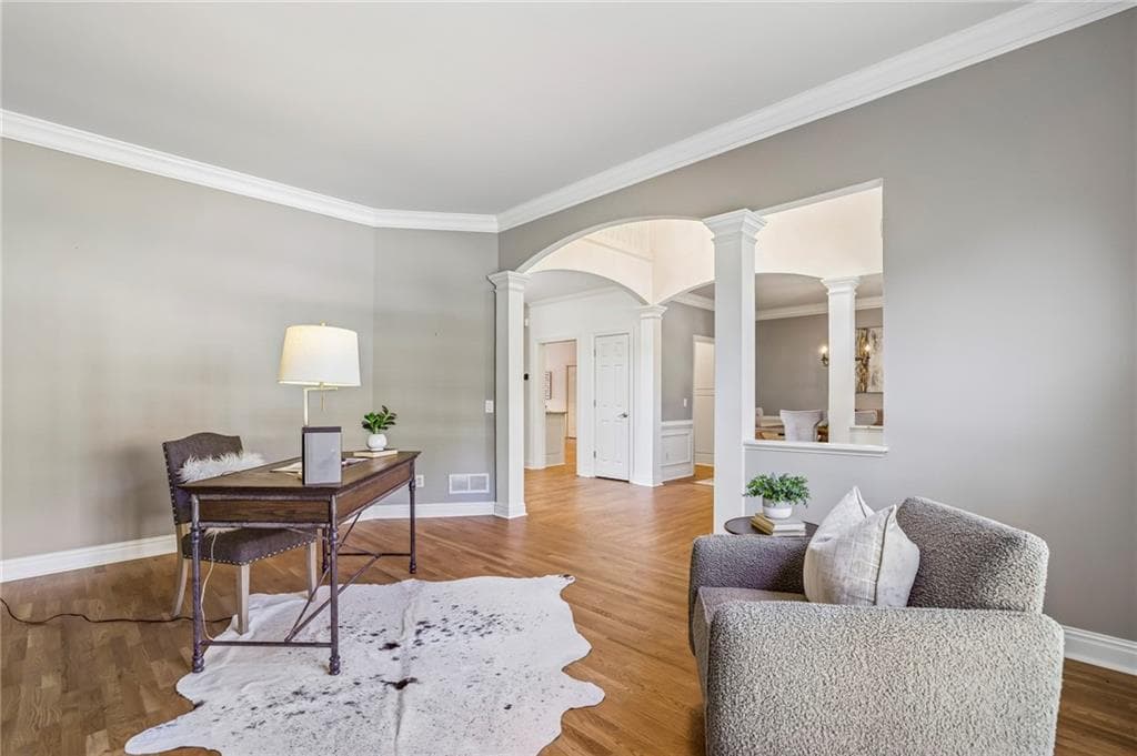 5 bedroom, 4 bathroom, 4,597 sq ft single family residence under contract at 7600 Brookstead Crossing, Johns Creek, GA 30097 — photo 6