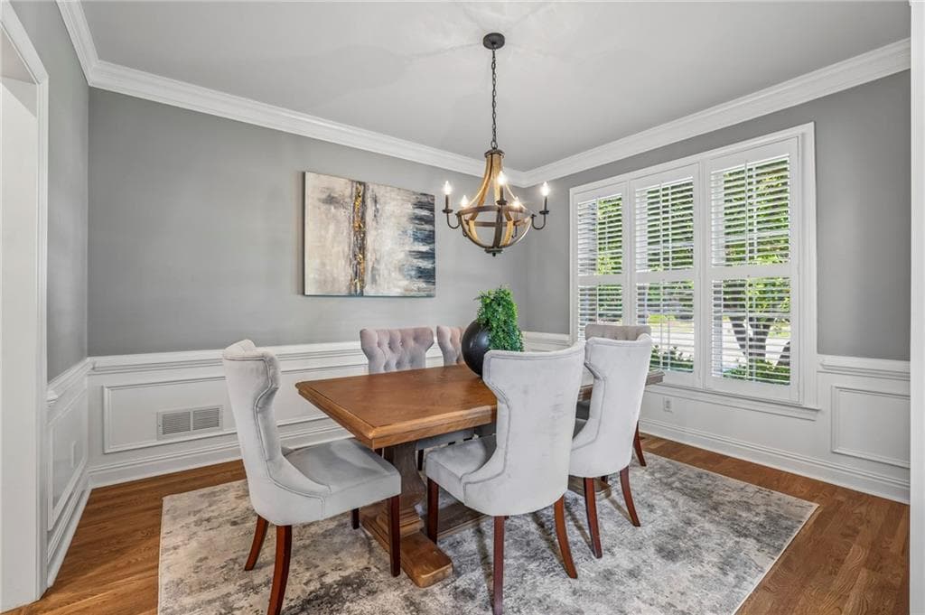 5 bedroom, 4 bathroom, 4,597 sq ft single family residence under contract at 7600 Brookstead Crossing, Johns Creek, GA 30097 — photo 7
