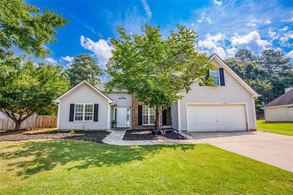 3 bedroom, 3 bathroom, 2,065 sq ft single family residence under contract at 473 Bradford Place Lane, Loganville, GA 30052