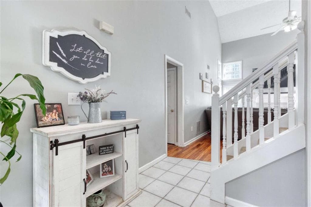 3 bedroom, 3 bathroom, 2,065 sq ft single family residence under contract at 473 Bradford Place Lane, Loganville, GA 30052 — photo 4
