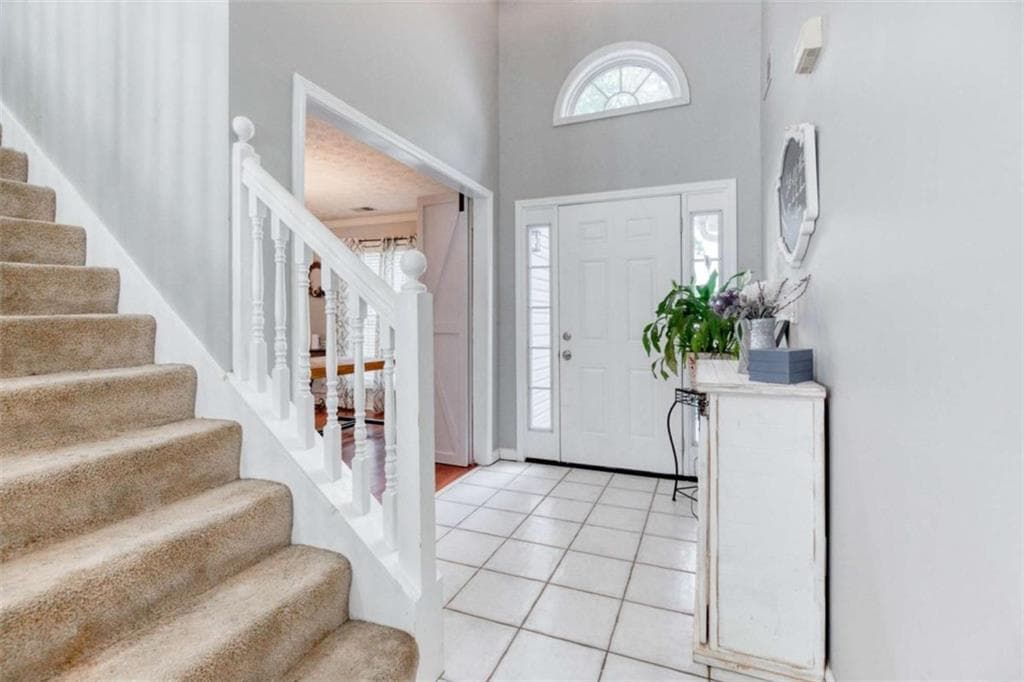 3 bedroom, 3 bathroom, 2,065 sq ft single family residence under contract at 473 Bradford Place Lane, Loganville, GA 30052 — photo 5