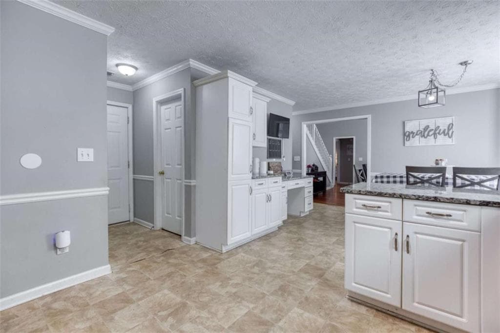 3 bedroom, 3 bathroom, 2,065 sq ft single family residence under contract at 473 Bradford Place Lane, Loganville, GA 30052 — photo 9
