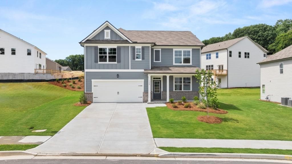 5 bedroom, 3 bathroom, 2,511 sq ft single family residence for sale at 1344 Lincoln Lane, Braselton, GA 30517